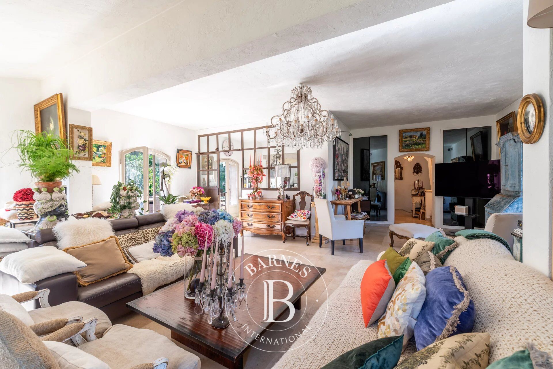 Ev Valbonne - picture 9