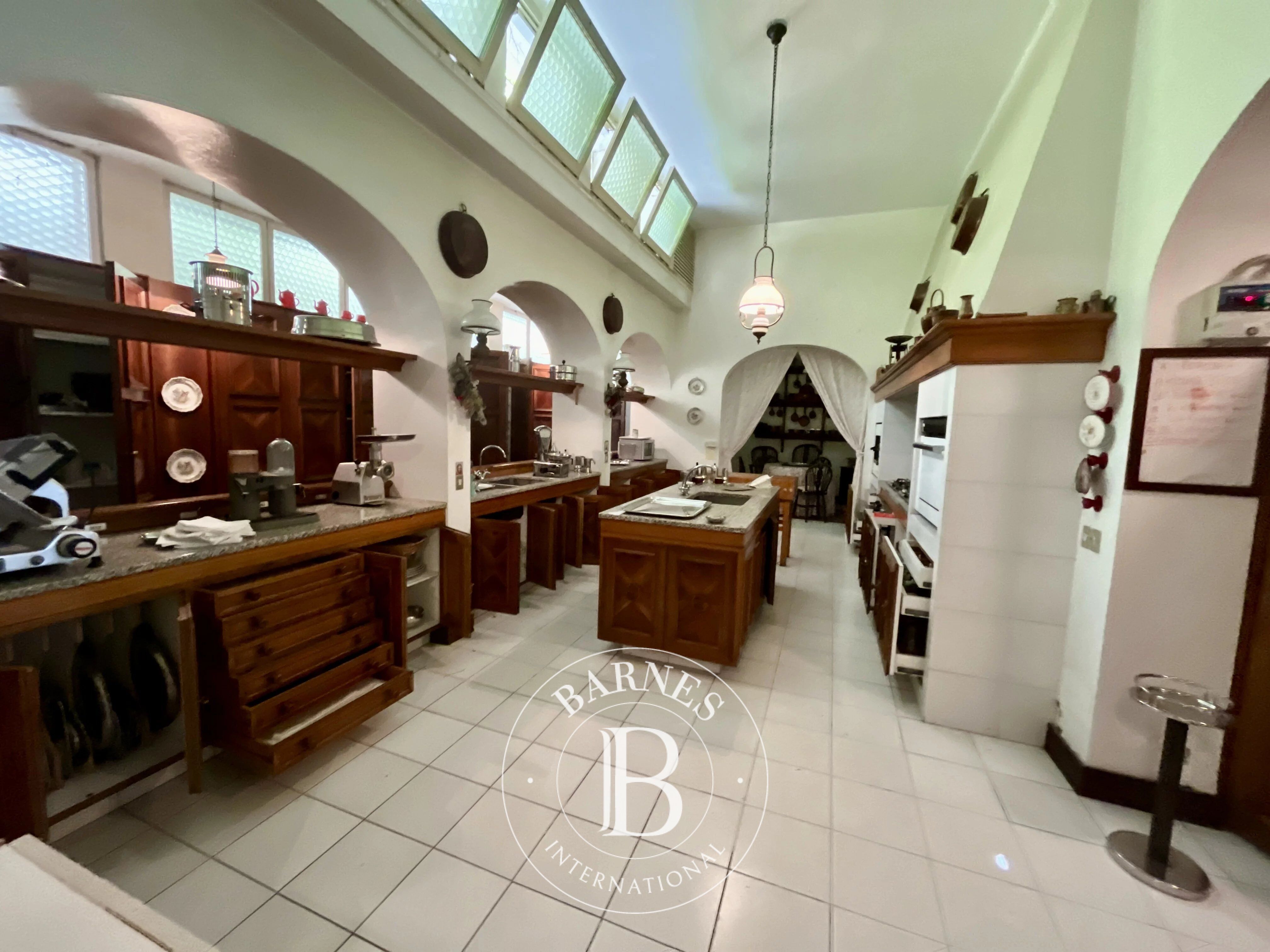 Villa Omegna - picture 8