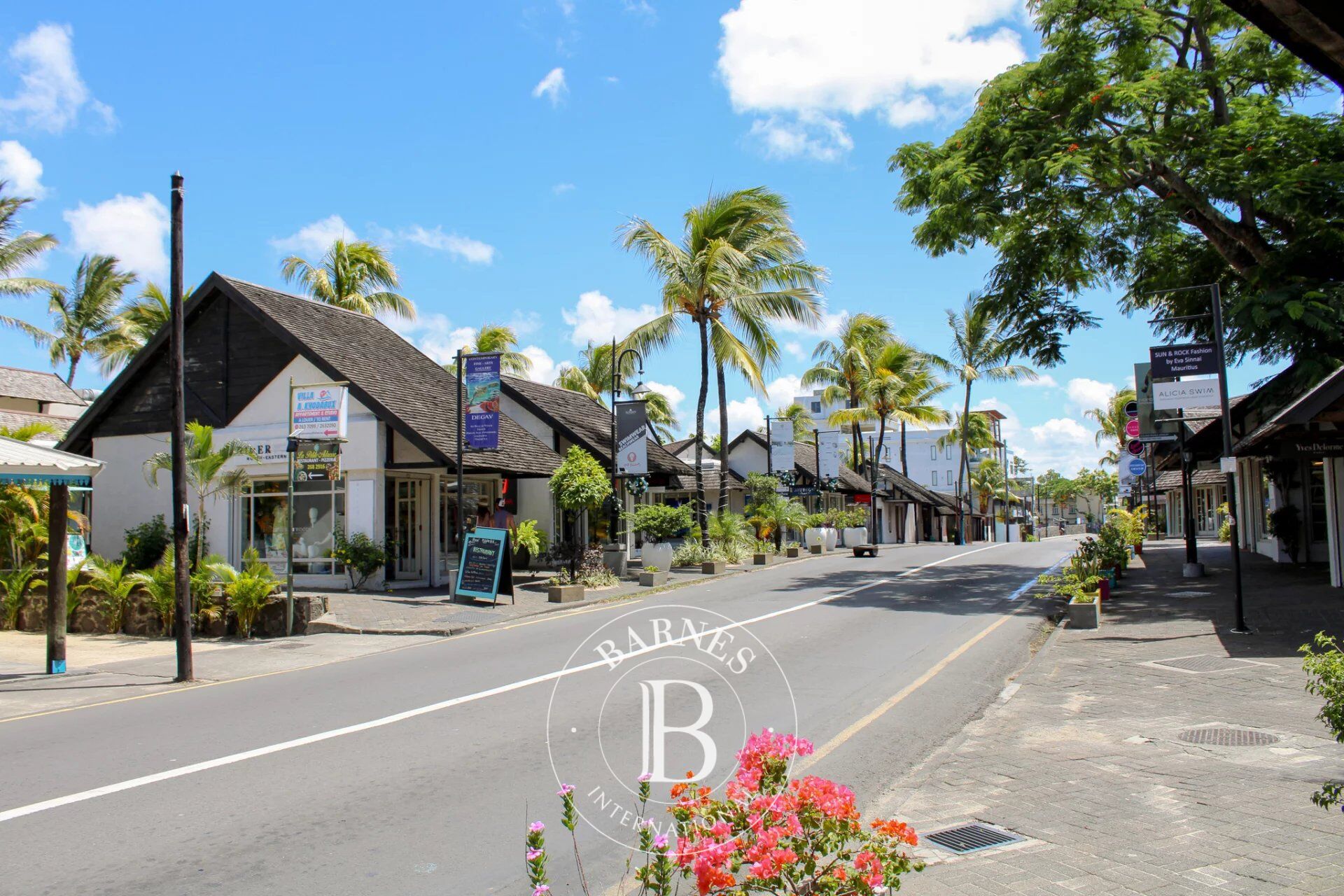 GRAND BAIE – Espace commercial au cœur de Sunset Boulevard – 35,5 m²