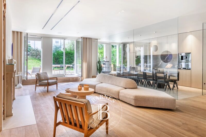 EXCLUSIVITE - PARIS XVI - APPARTEMENT TRIPLEX -... - picture 3