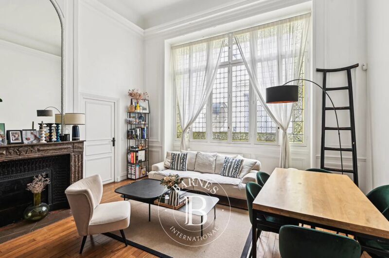 For Sale Apartment | Paris 7ème - picture 3