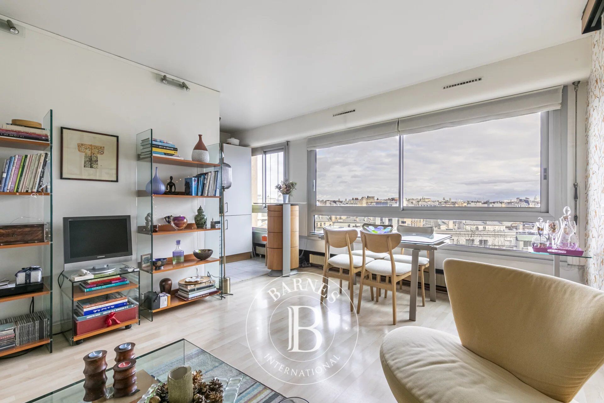 EXCLUSIVITE - PARIS 15 - CAMBRONNE - 1 CHAMBRE - VUE PANORAMIQUE - picture 3