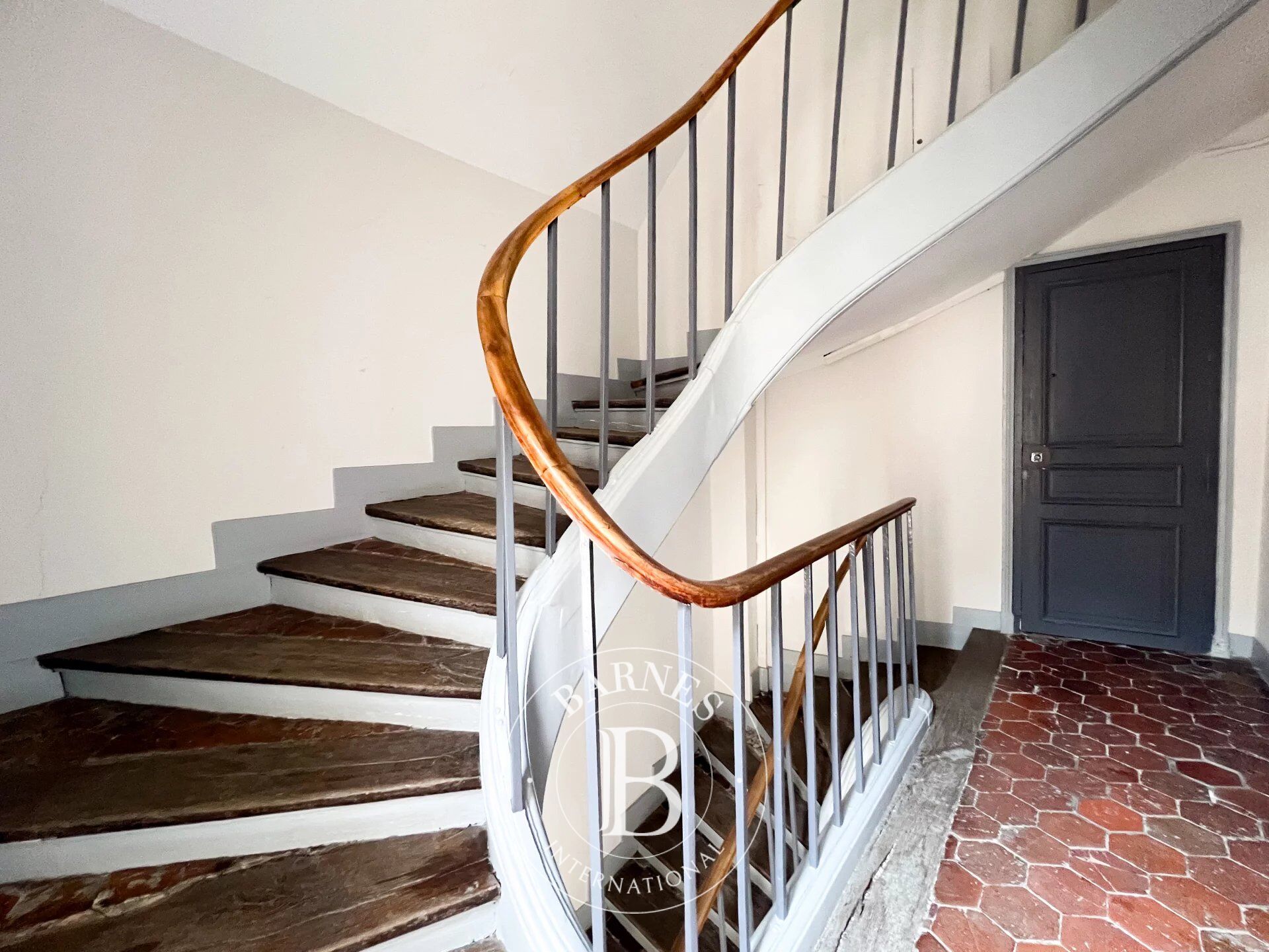 Saint-Germain-en-Laye - Château - 2-bed apartment to renovate - picture 2