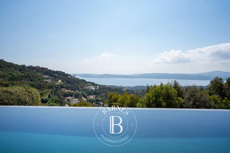 Venta, Villa Grimaud - picture 1