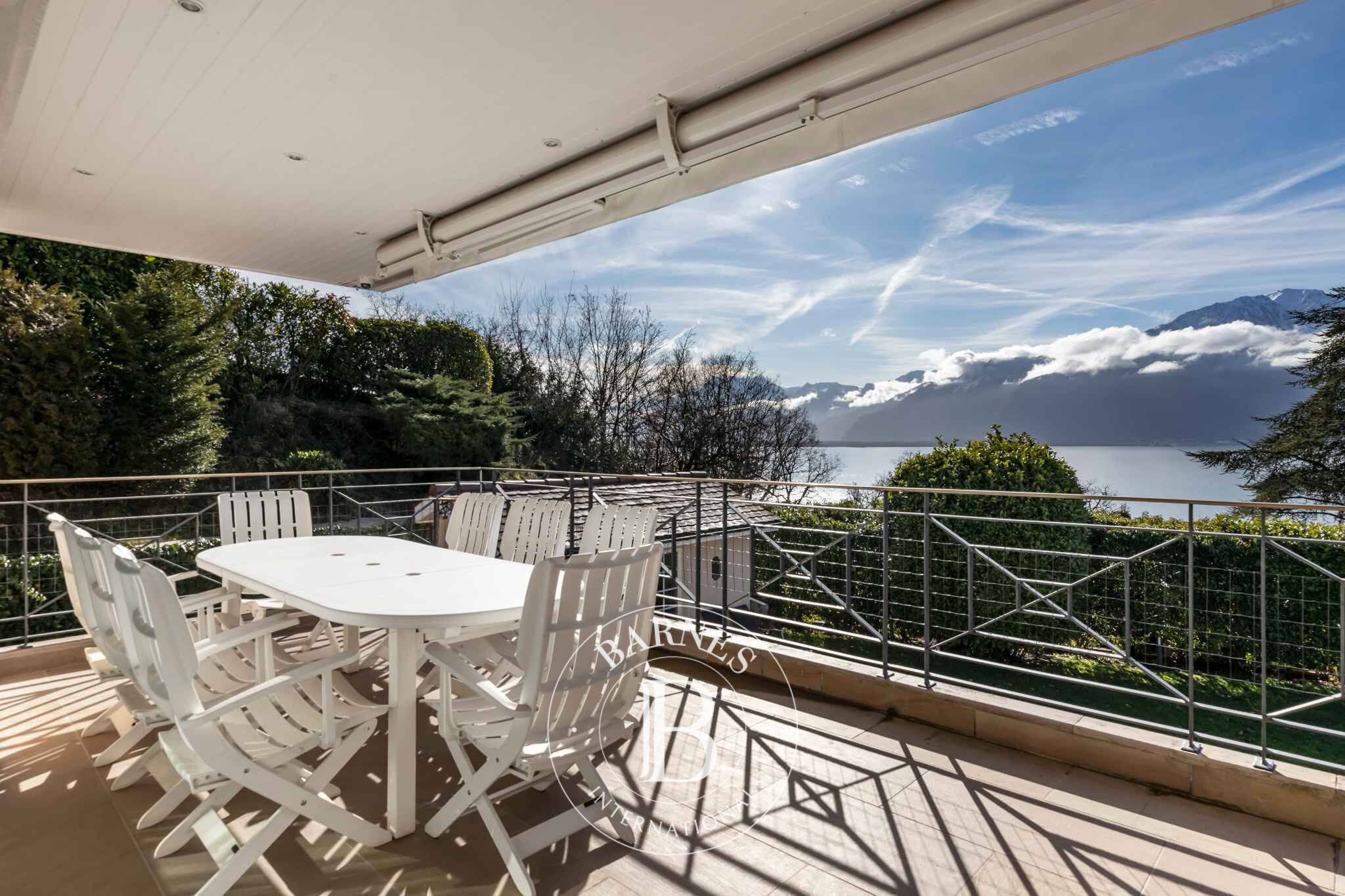 Villa Montreux - picture 23