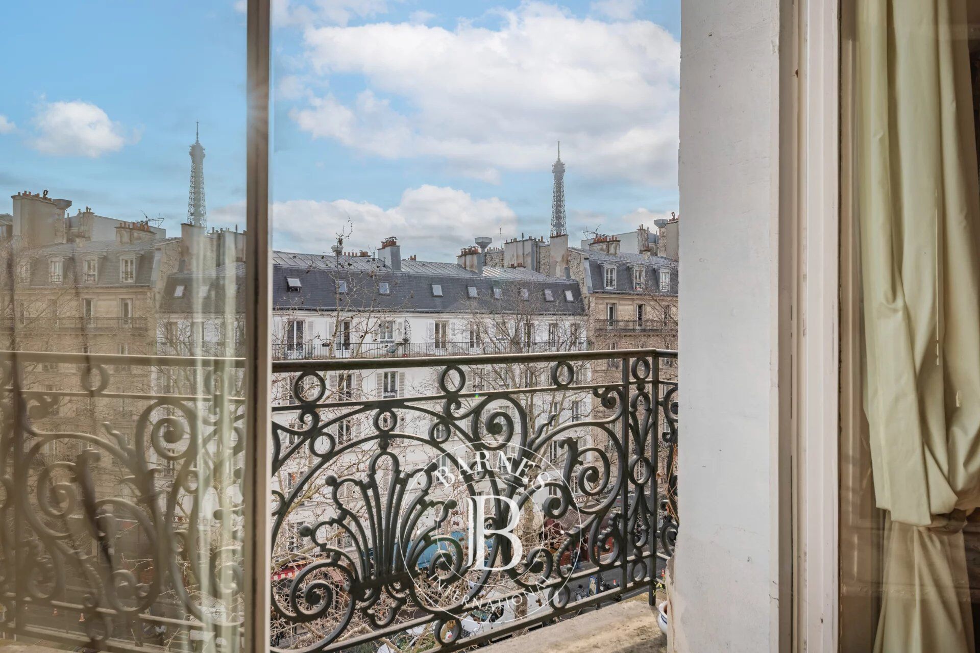 Sole Agent -  Paris 16 - Trocadéro - Beautiful family and reception apartment - 4 bedrooms - Eiffel Tower view - picture 1