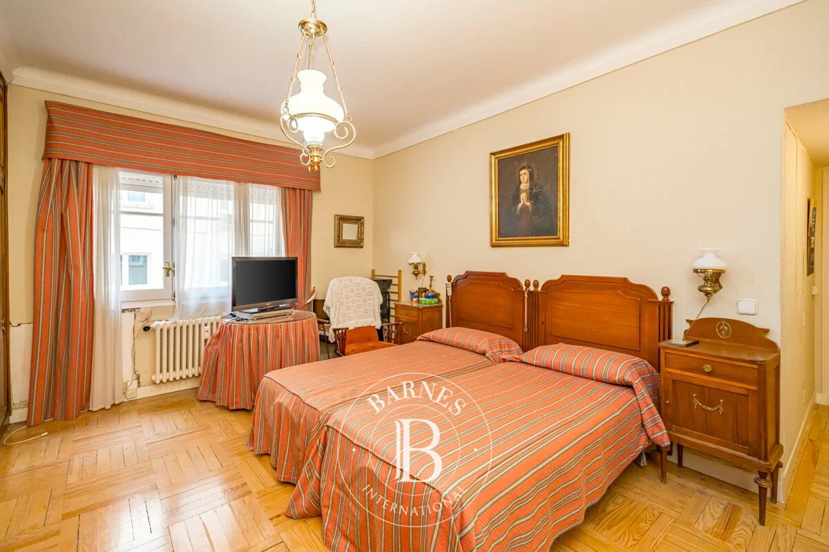 Daire Madrid - picture 11