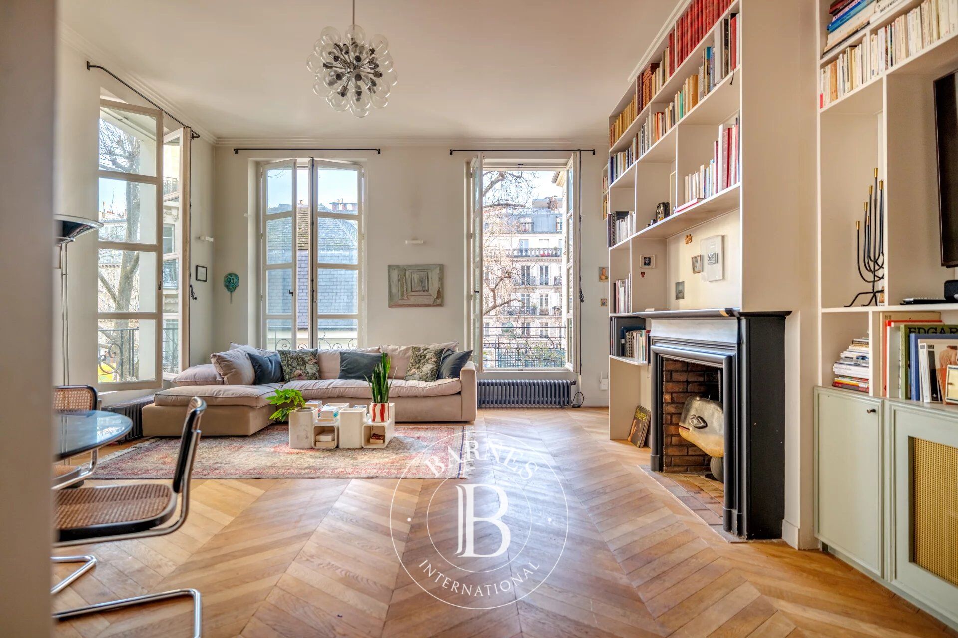 Piso Paris 3ème - picture 2