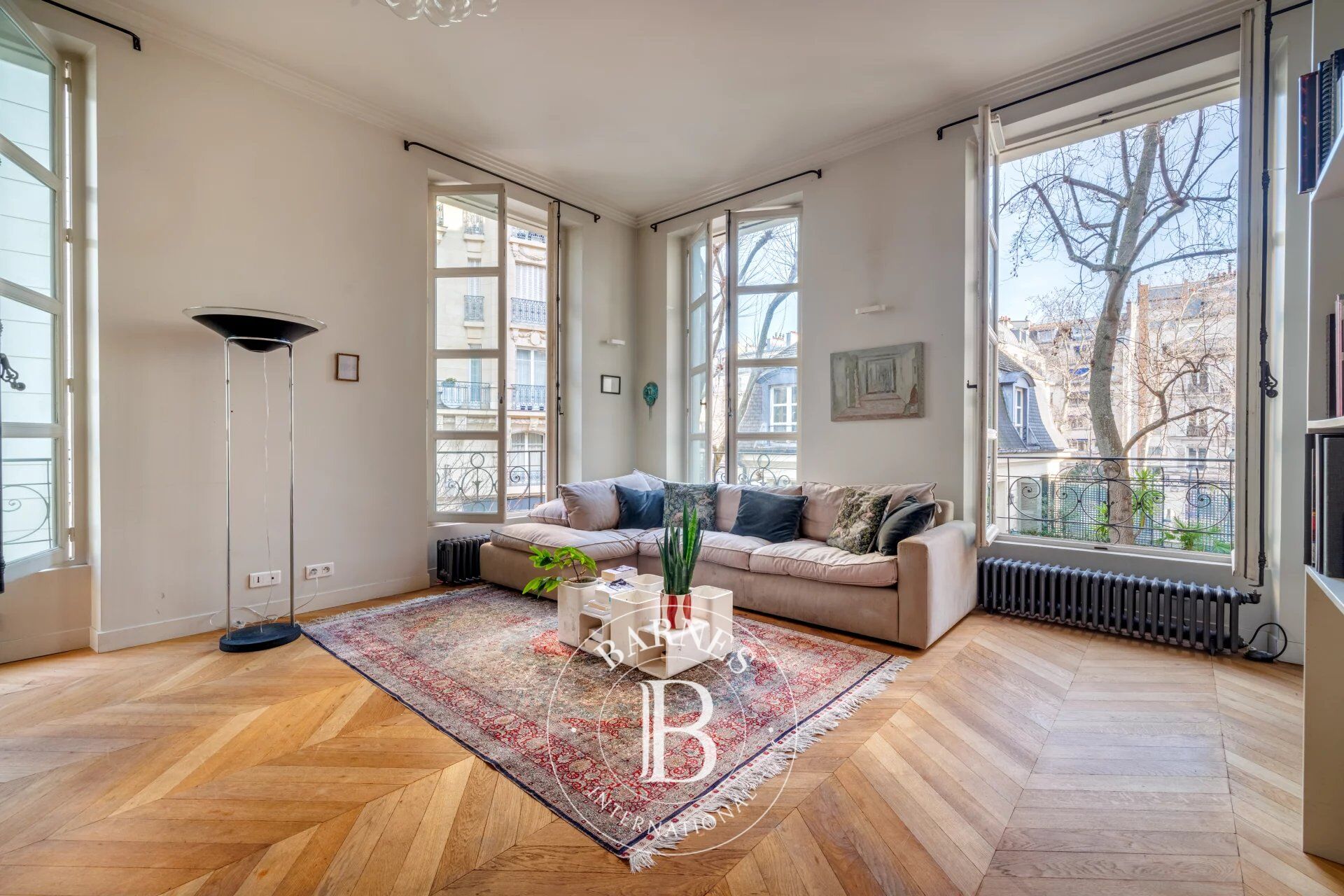 Piso Paris 3ème - picture 3