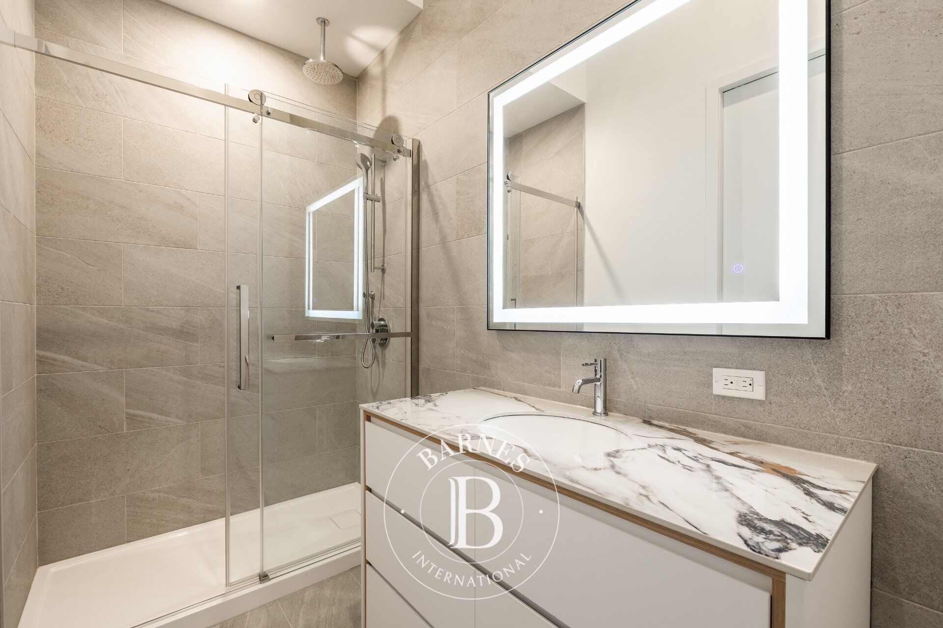 Daire Montréal (Ville-Marie) - picture 23