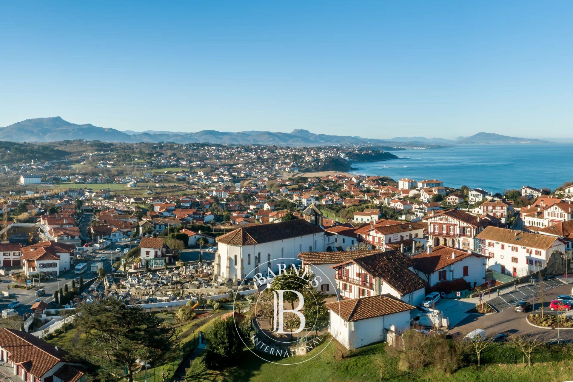 BIDART, TERRENO CONSTRUCTIBLE A 600 M DE PARLEMENTIA - picture 1