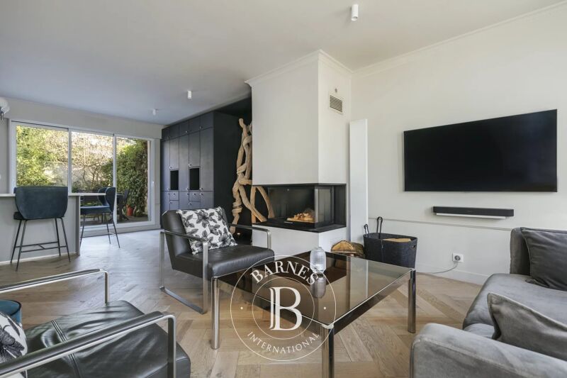 Sold, House Courbevoie - picture 1