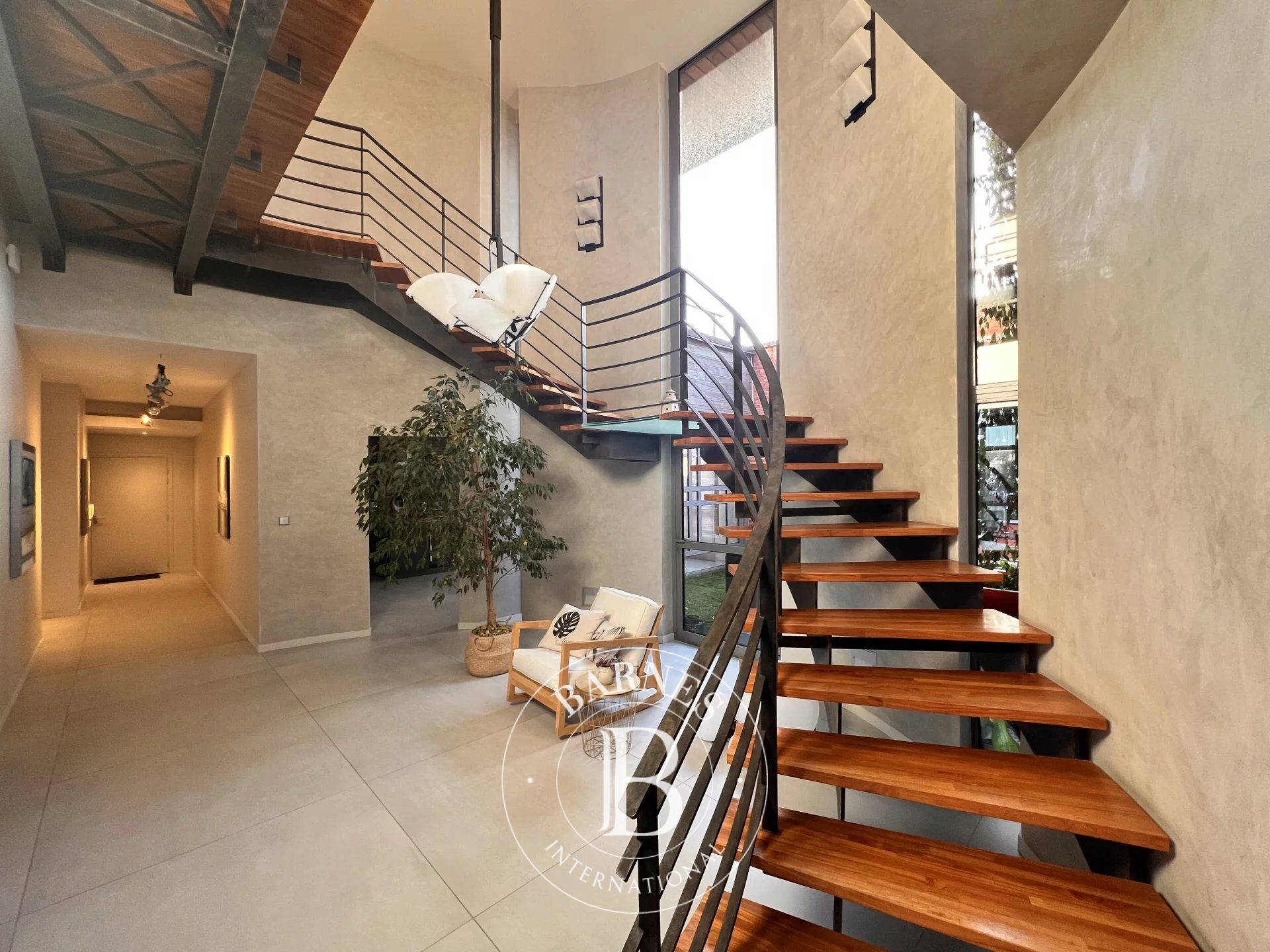 Vieux Lille - Exceptional flat - picture 2