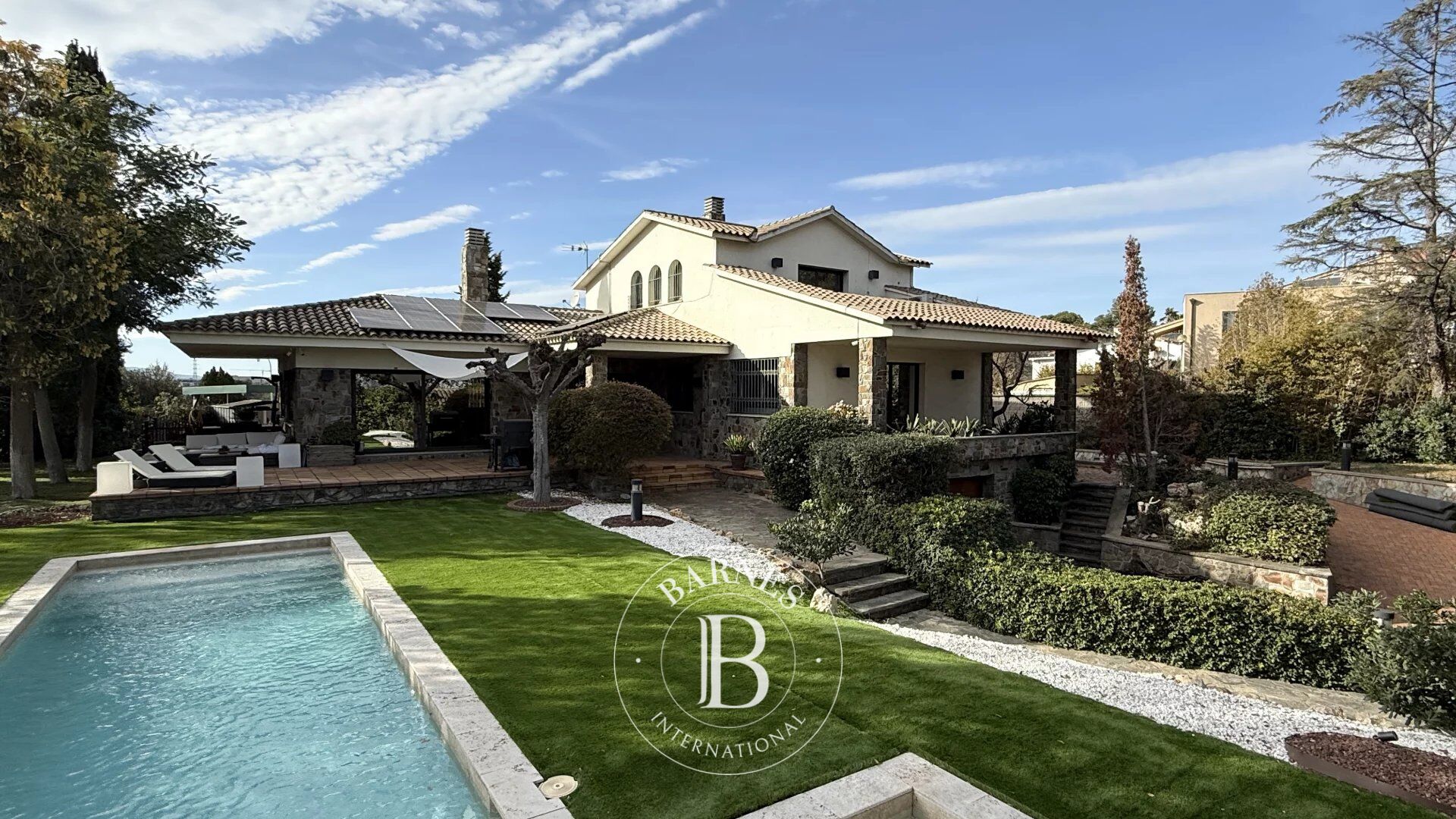 Maison avec intimité totale à Bellaterra, Barcelone - picture 1