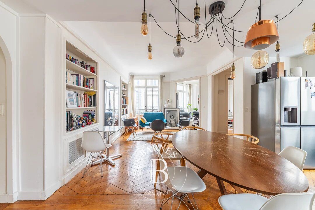 Paris 16 - Victor Hugo - Top floor apartment - picture 1