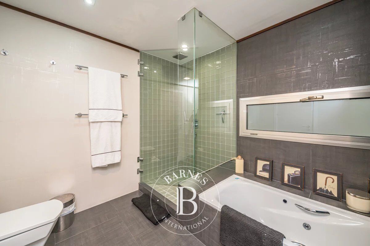 Penthouse Madrid - picture 27