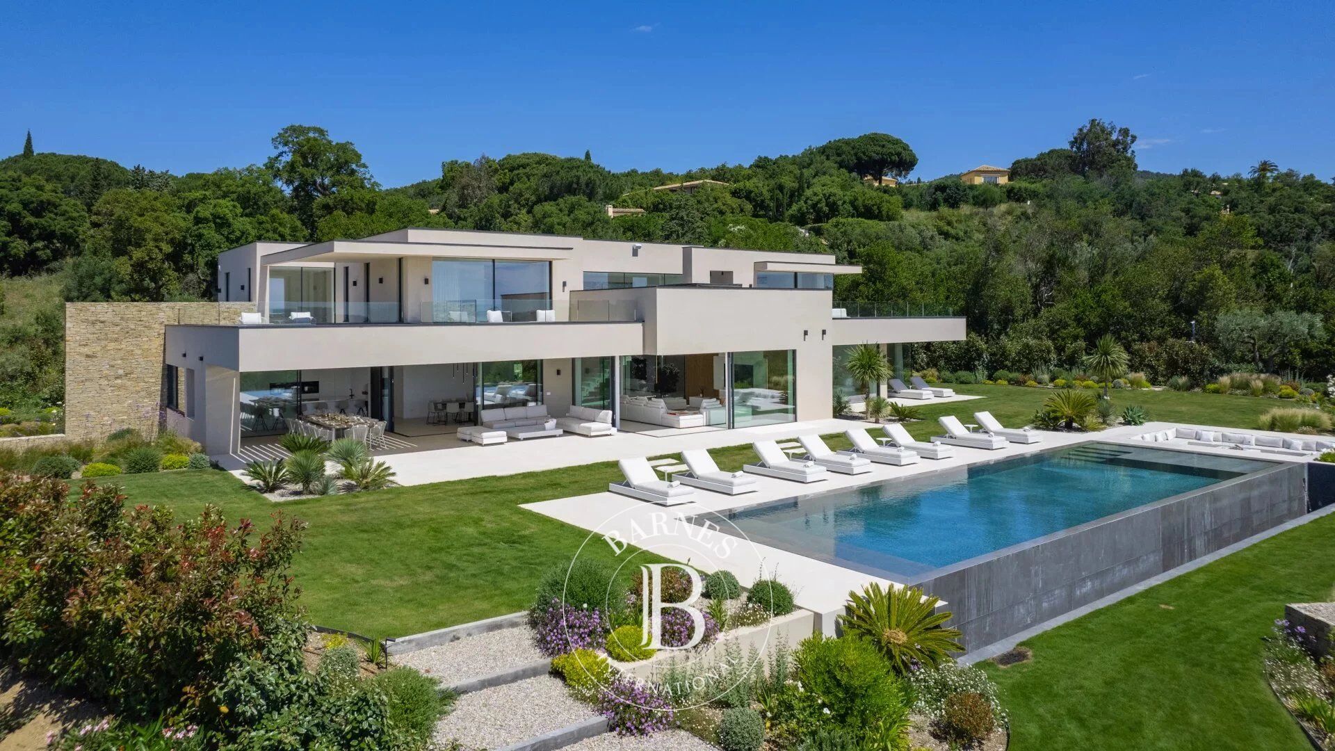 Villa Grimaud - picture 1