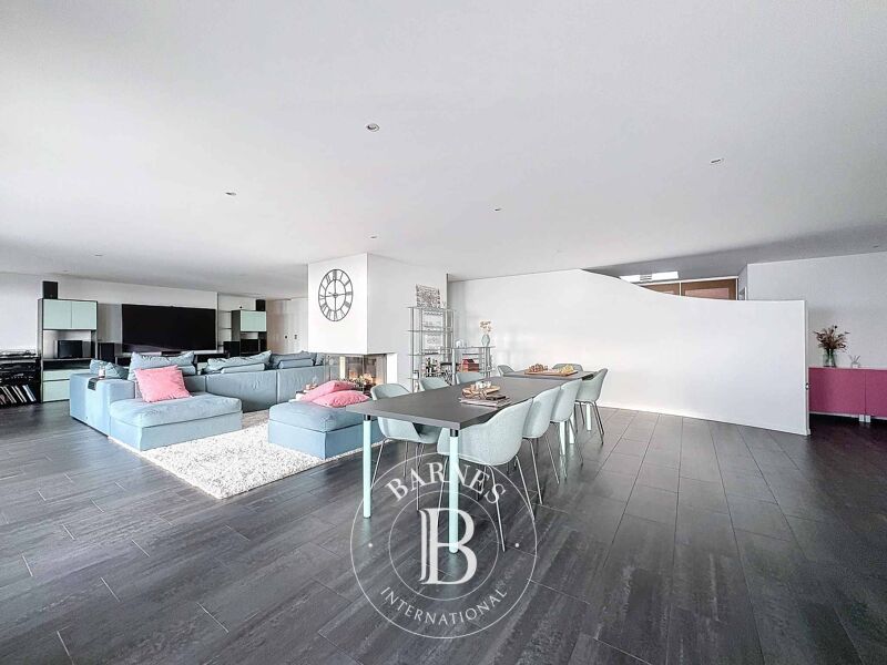 Penthouse Hauterive NE