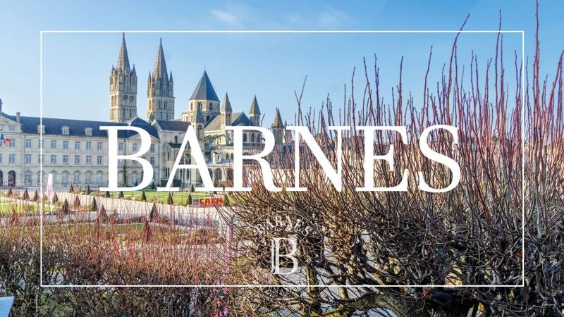 CAEN Centre, Maison de Maître de la fin du XIXème siècle  (316m2) avec jardin paysagé et garage - Emplacement exceptionnel