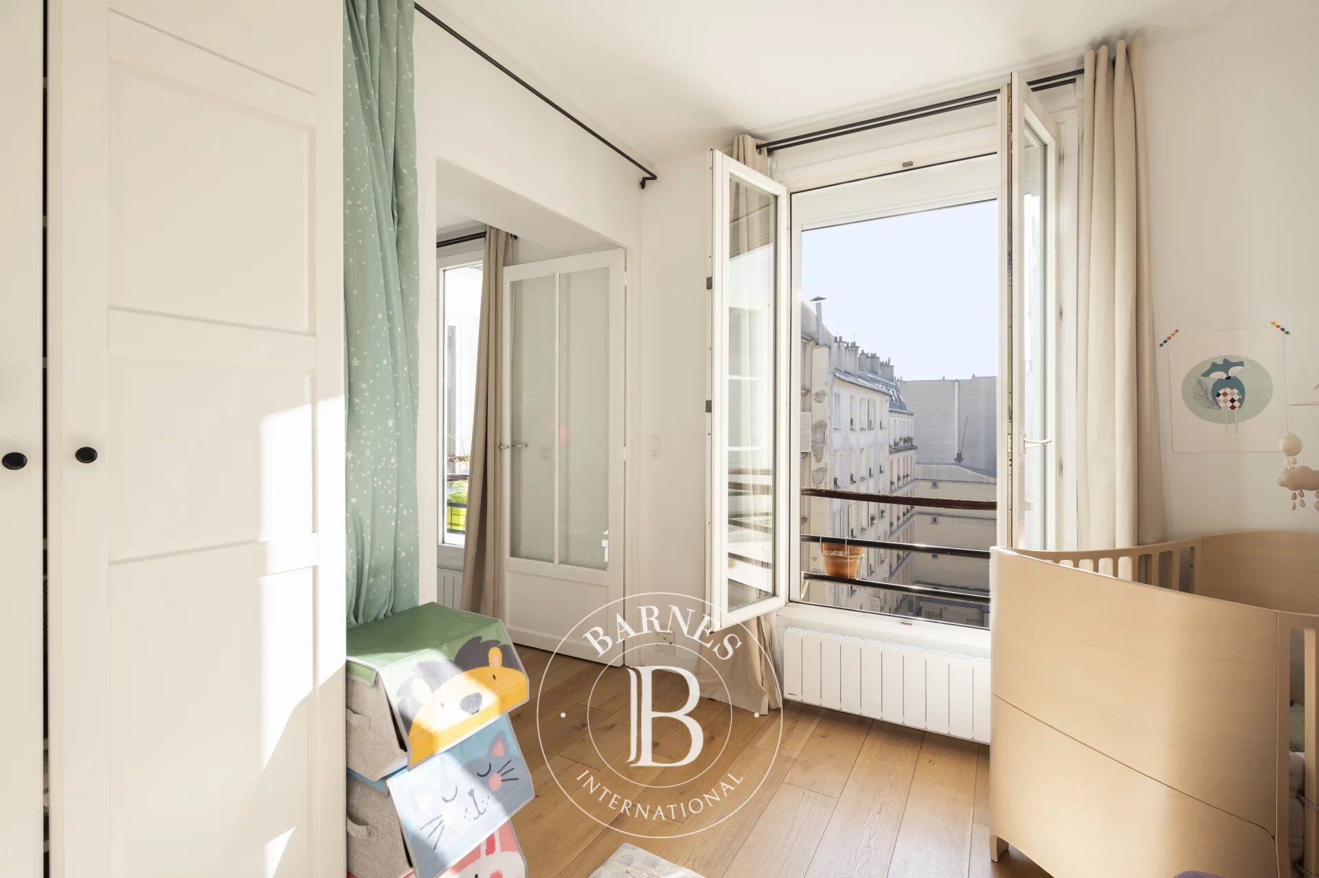 RODIER/CONDORCET - 4ème ETAGE - 2 CHAMBRES - PLEIN SUD - LUMIERE - CALME - picture 3