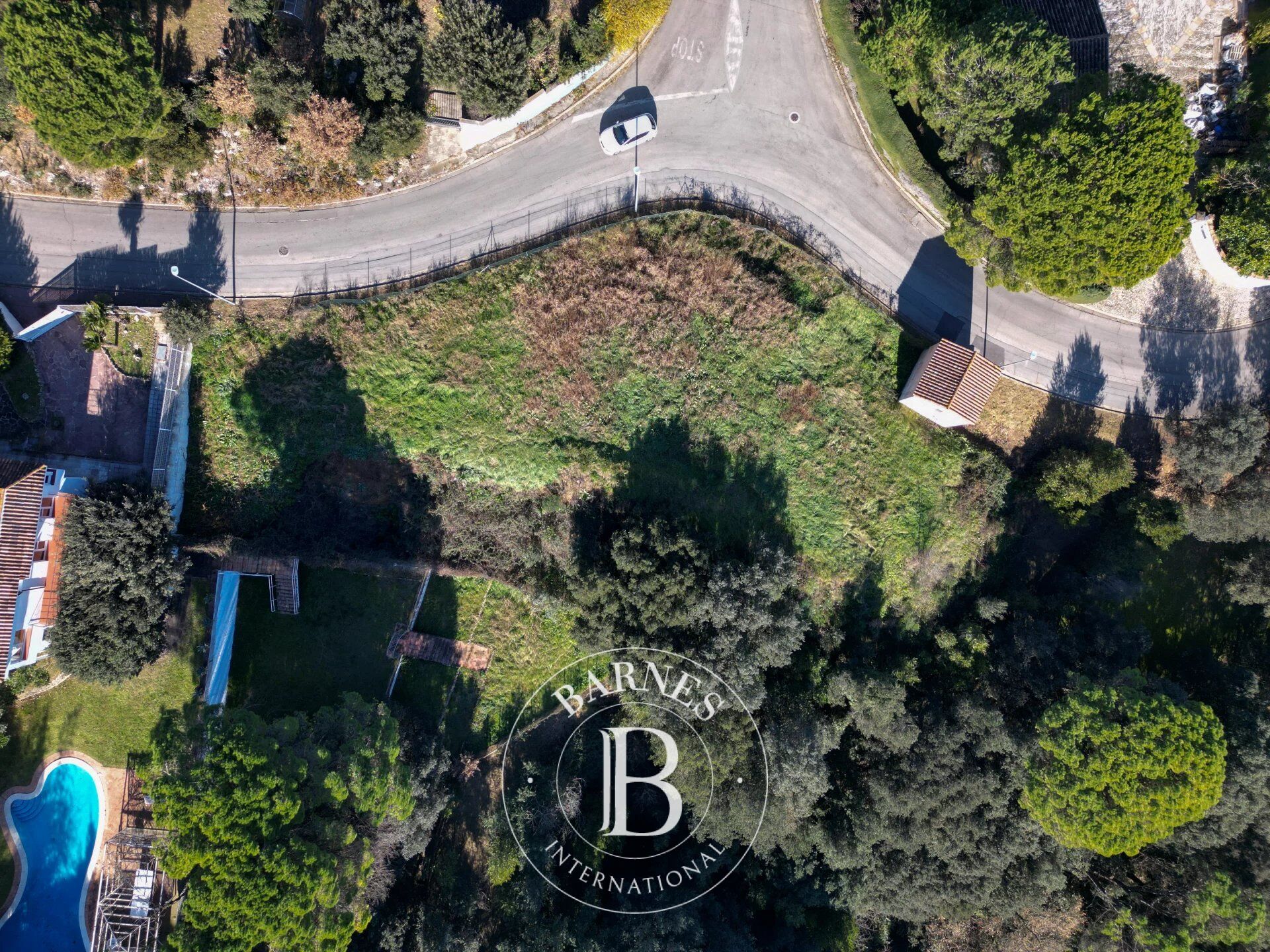 Terrain exclusif avec vue dans l'urbanisation de Palau, Girona. - picture 1