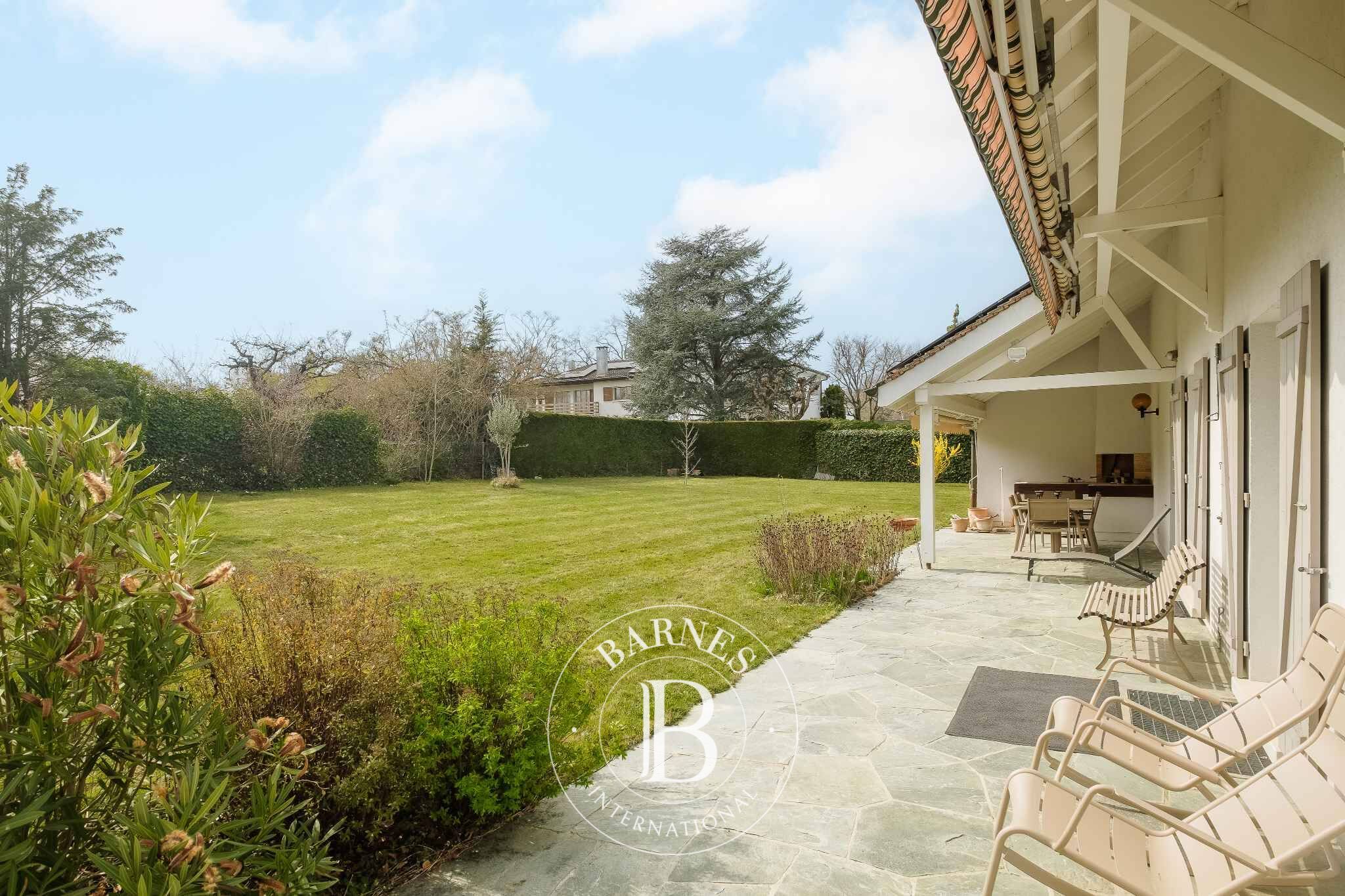 Villa Collonge-Bellerive - picture 8