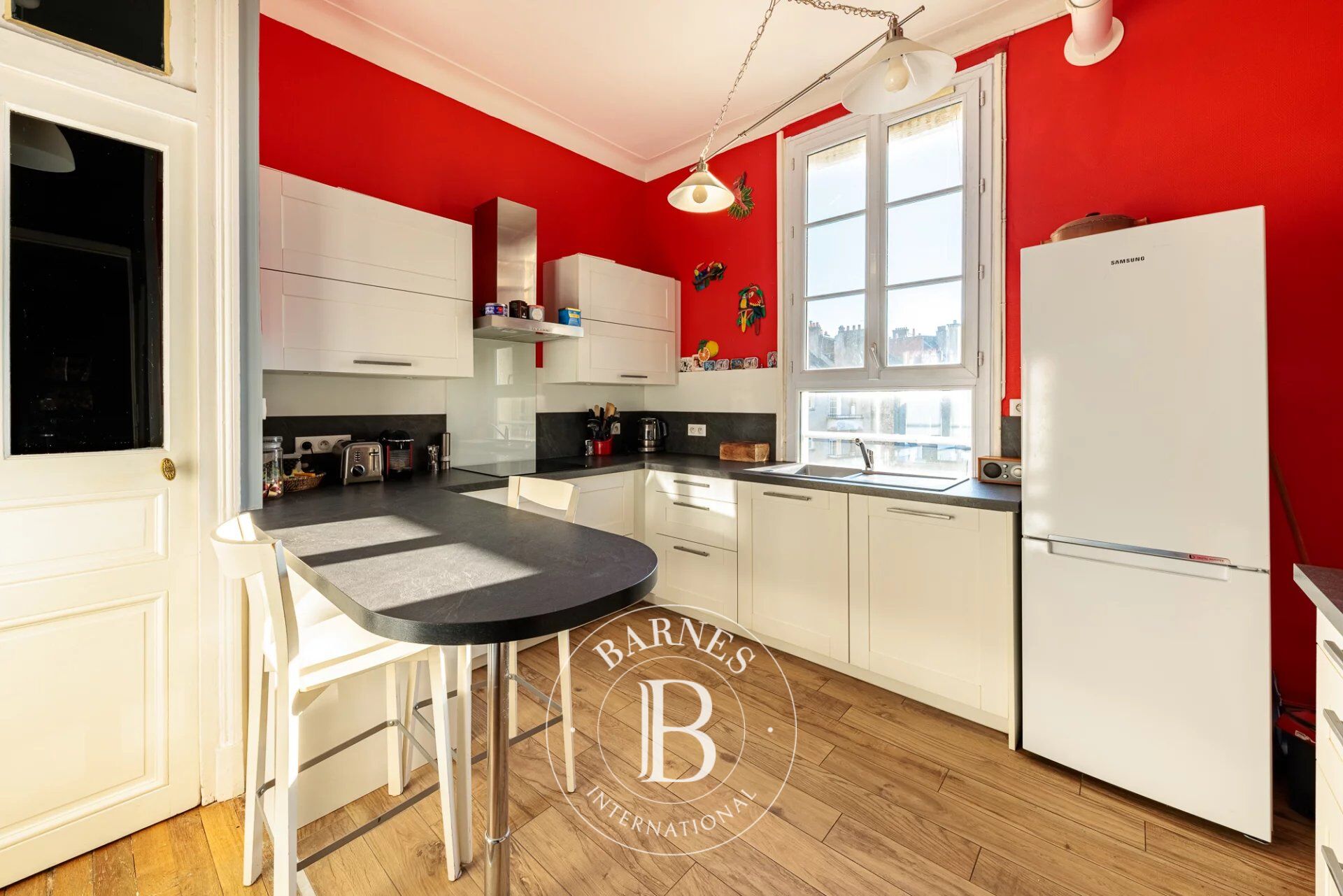 NANTES HYPER CENTER - Very nice apartment with elevator - picture 3