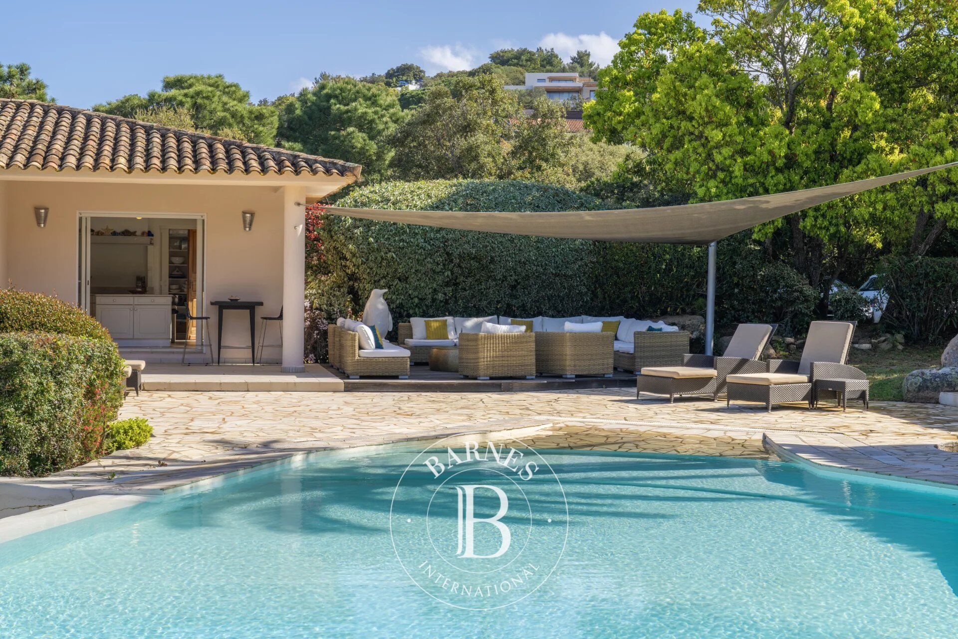 Porto-Vecchio, Domaine de Cala Rossa, villa 4 chambres, piscine, plage à pied - picture 2