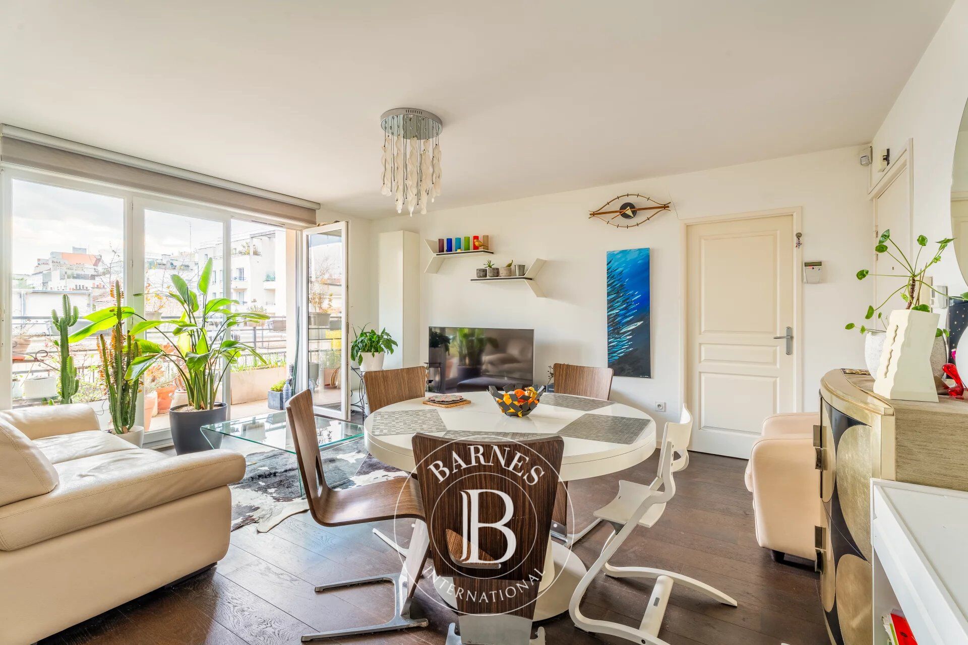 Pantin - Hoche metro station - 3 bedrooms - Bright and quiet - picture 2