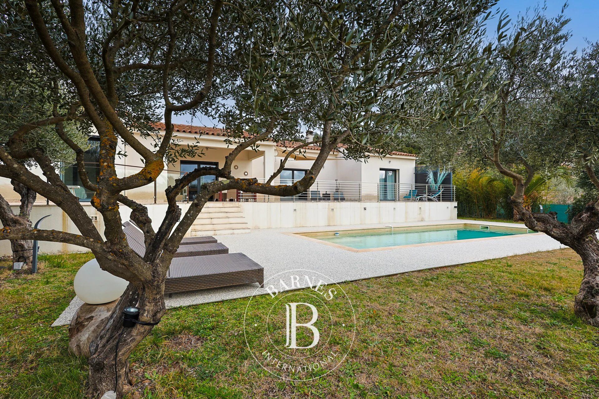 Villa Cotignac - picture 1