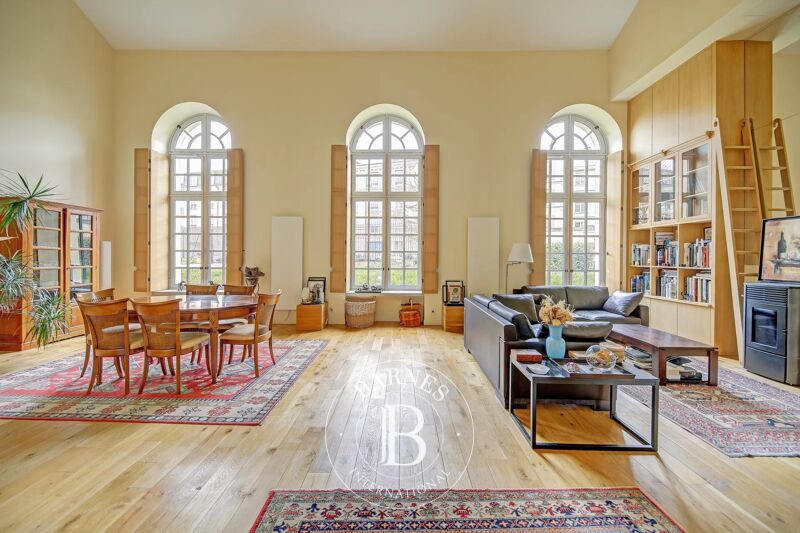 Sold, Apartment Versailles - picture 1