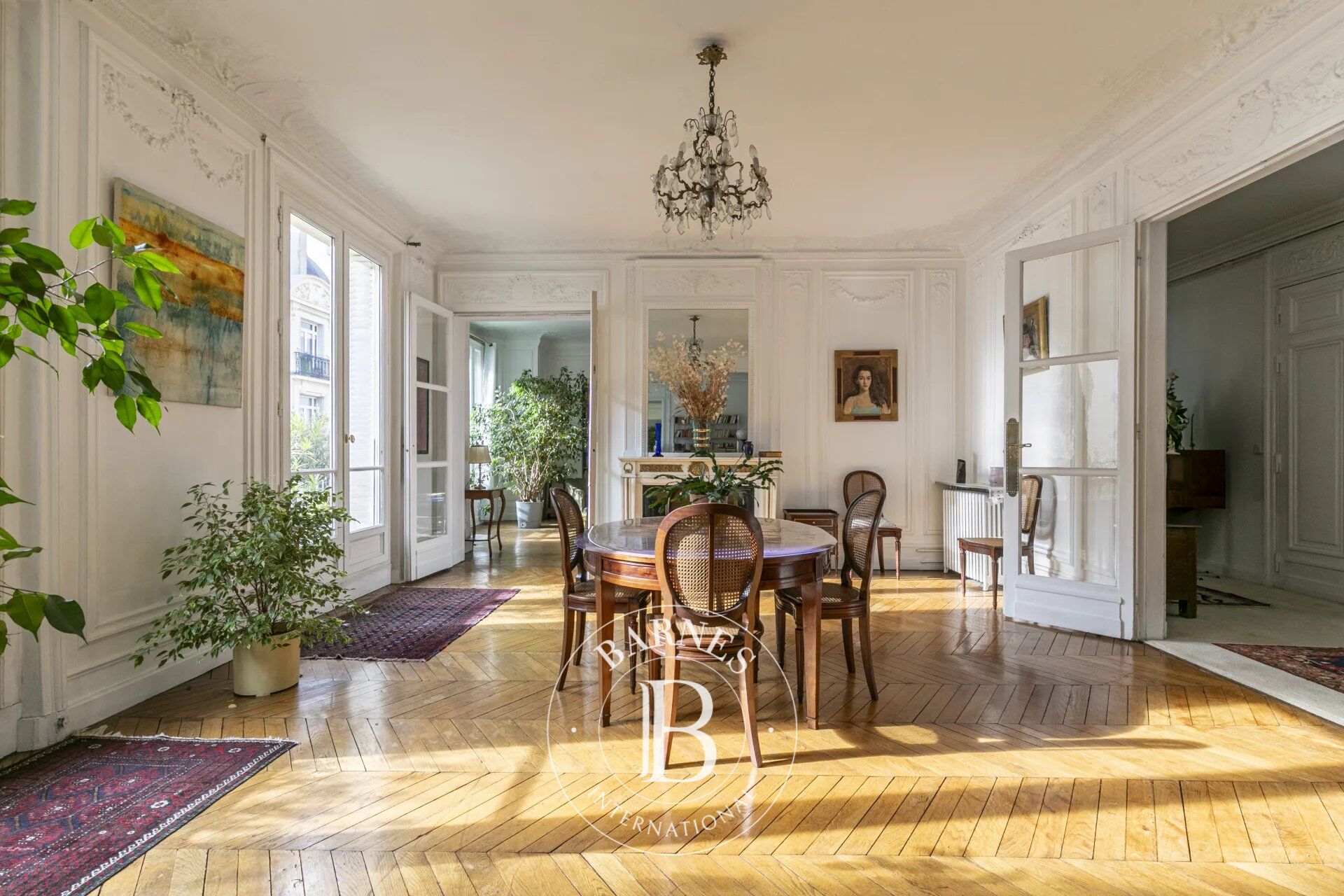 Paris 7 - Sèvres/Invalides - Etage élevé - 4 chambres - Balcon - picture 3