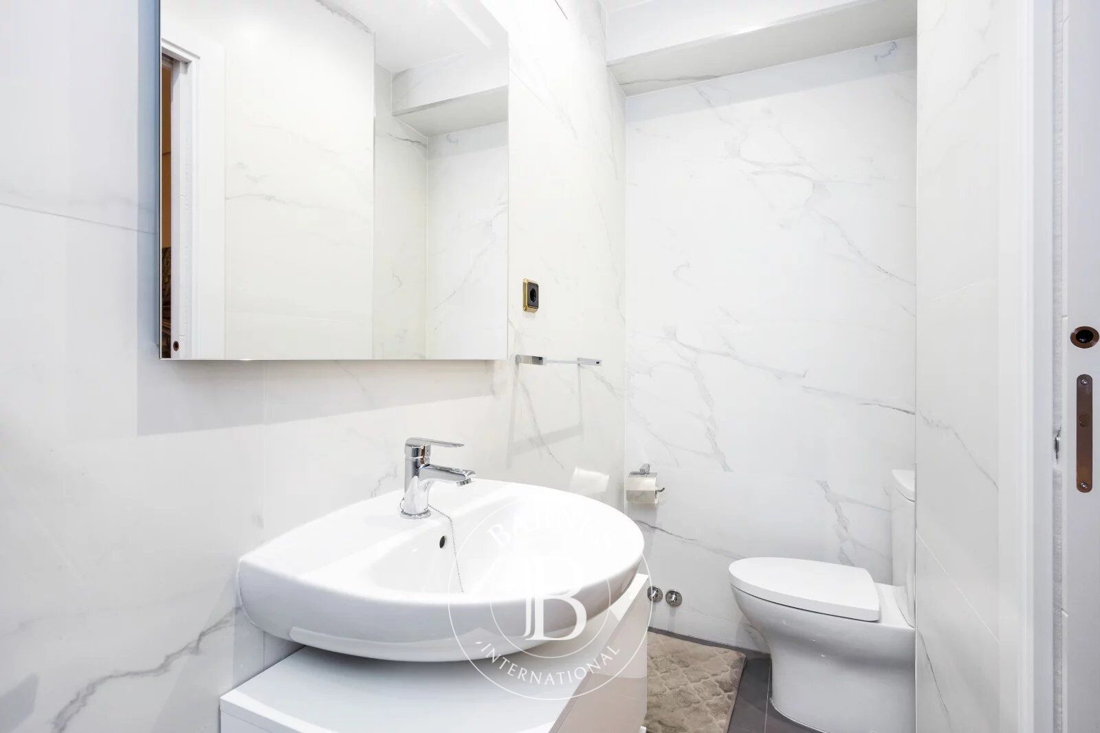 Daire Madrid - picture 11