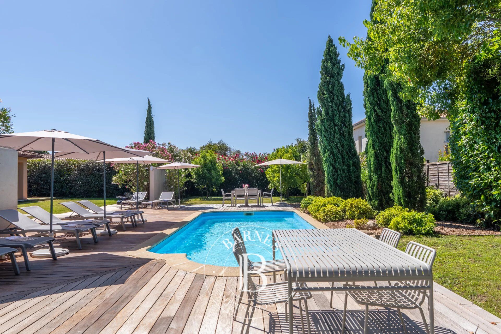 Marina Rossa, villa con 4 camere da letto, piscina, a pochi passi dalla spiaggia. - picture 2