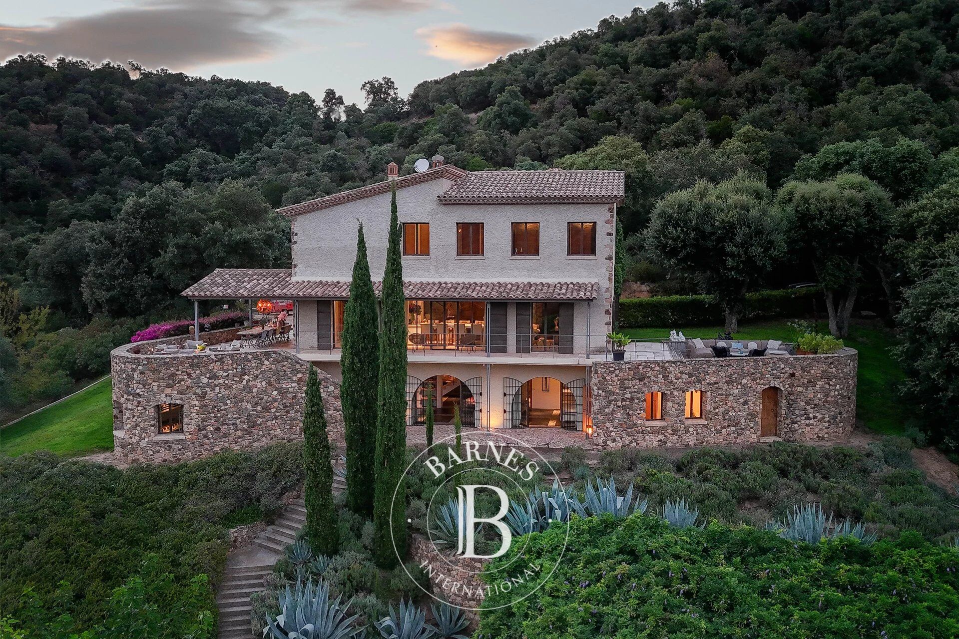Exclusive Country House in Las Gavarres National Park, Costa Brava, with Breathtaking Views and Total Privacy - picture 3