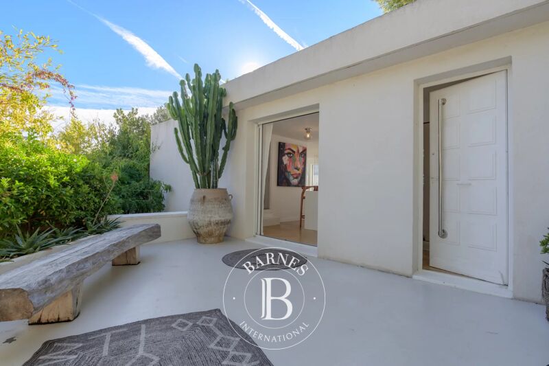 Venta, Villa Cassis - picture 1