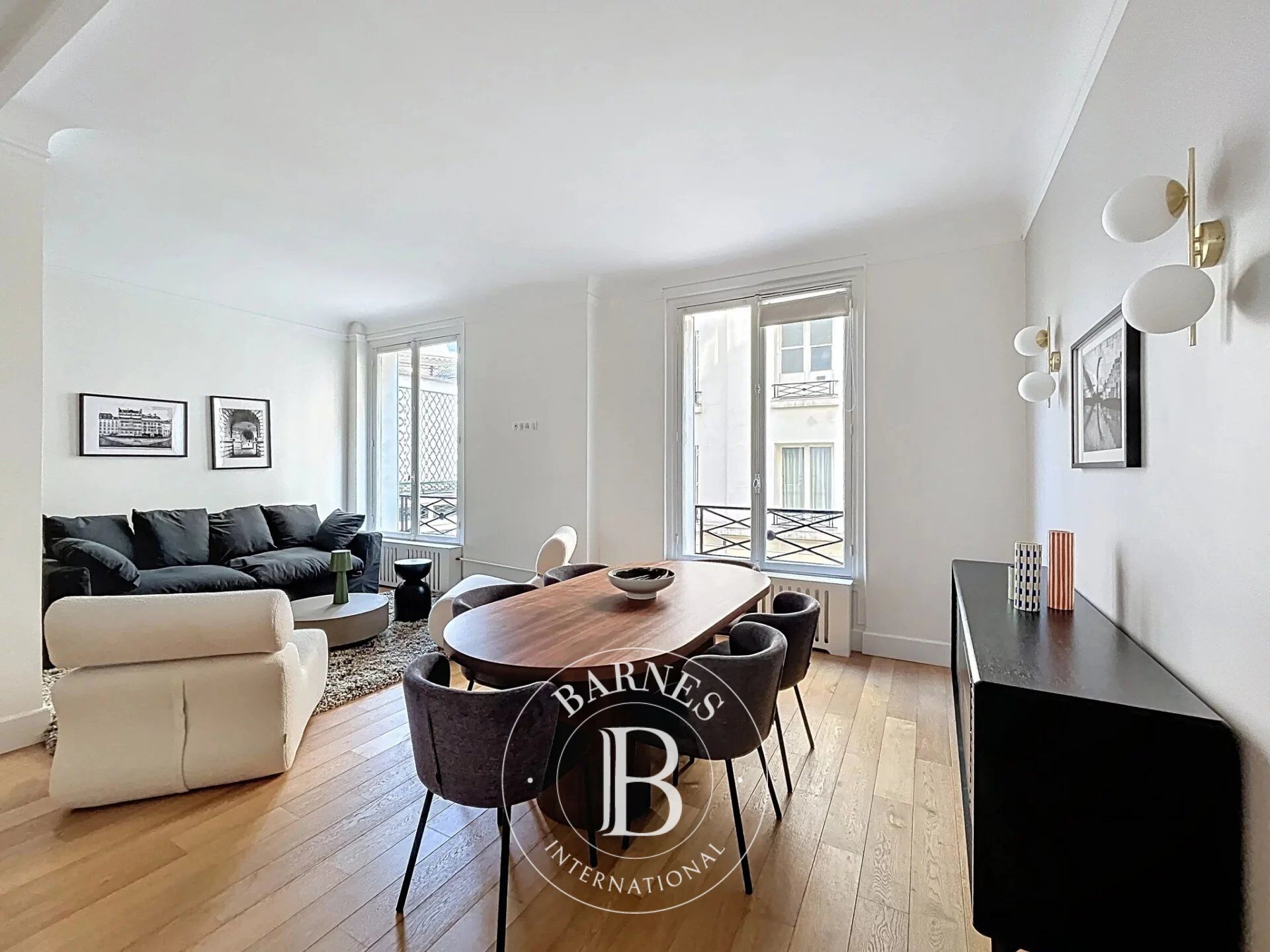 Piso Paris 8ème - picture 1