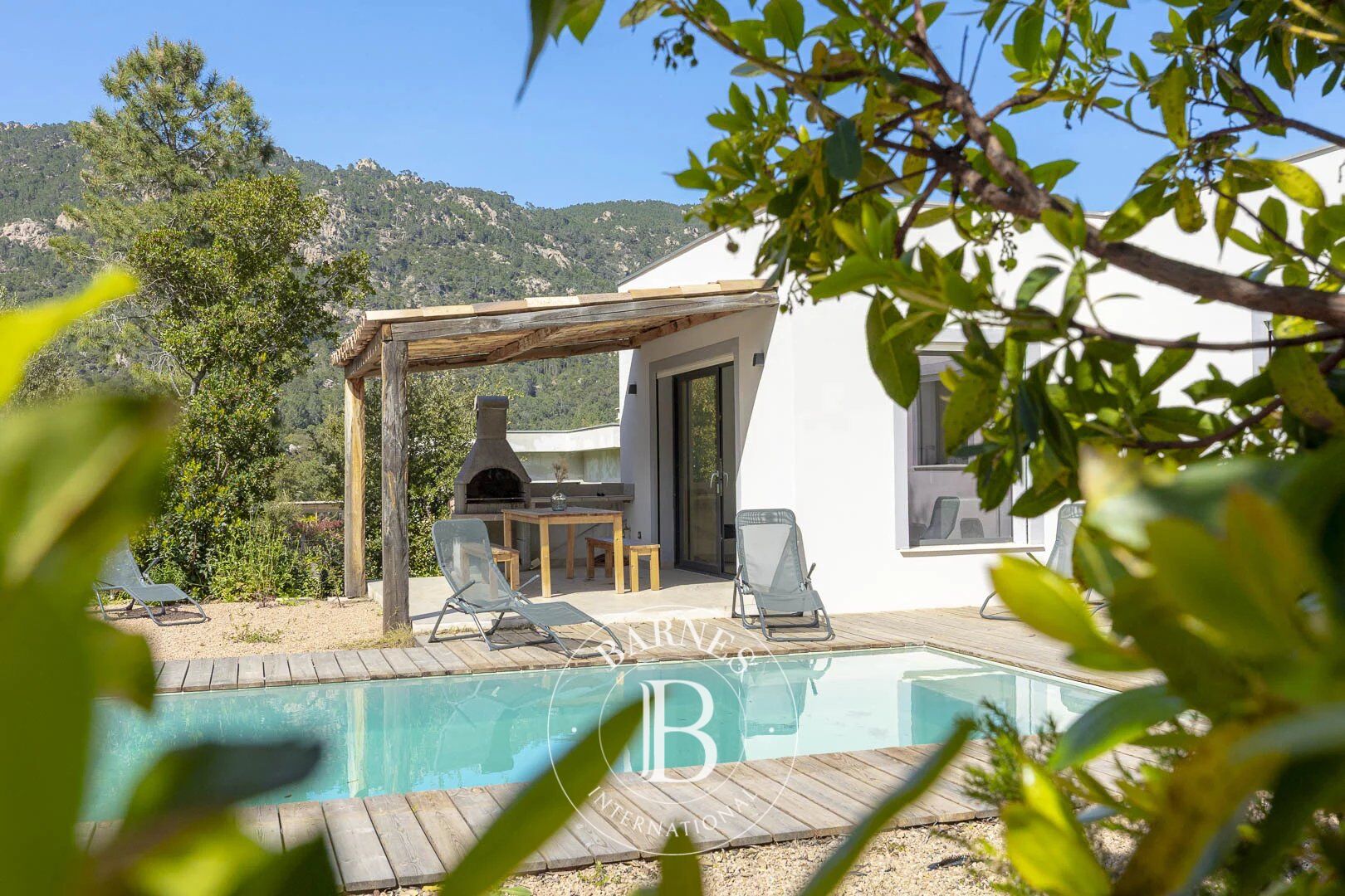 Casa Sainte-Lucie-de-Porto-Vecchio - picture 1