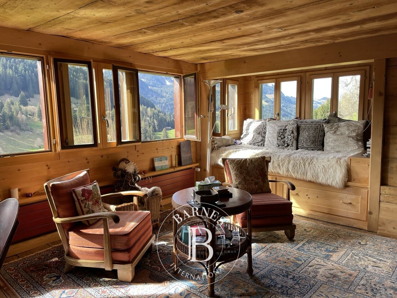 Chalet Rougemont - picture 2
