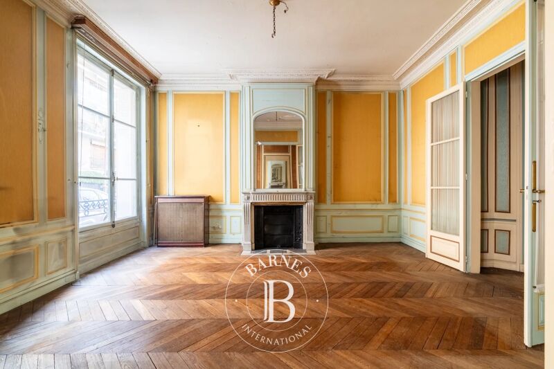 Paris 16 - OECD - Rare opportunity on the market - 2-bed apartment