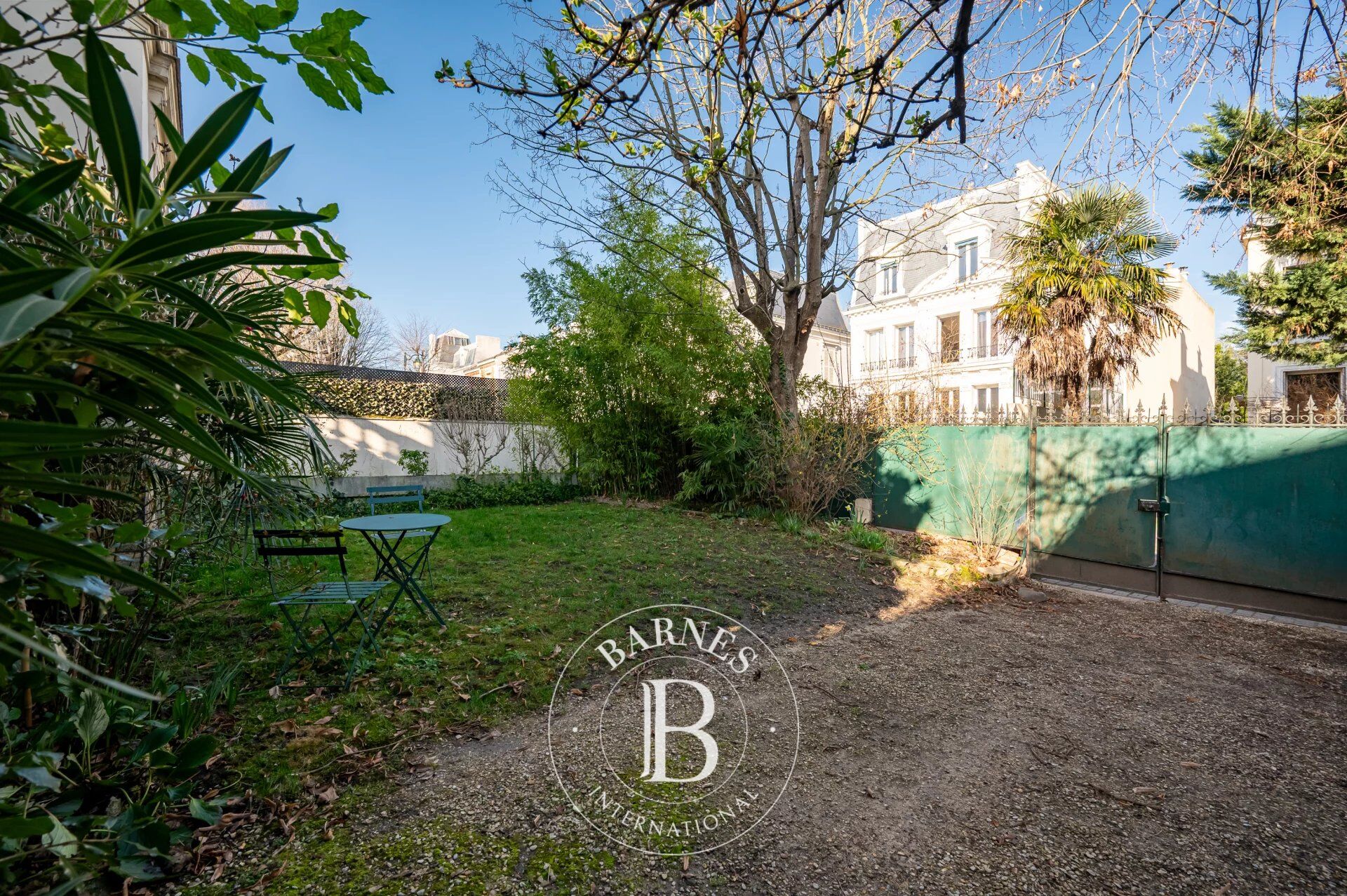 Mansion Asnières-sur-Seine - picture 3