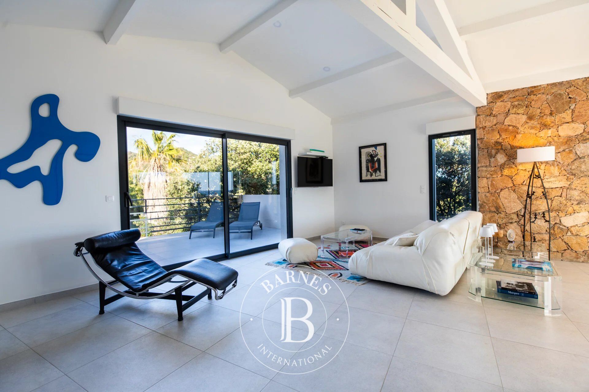 Villa Porto-Vecchio - picture 2