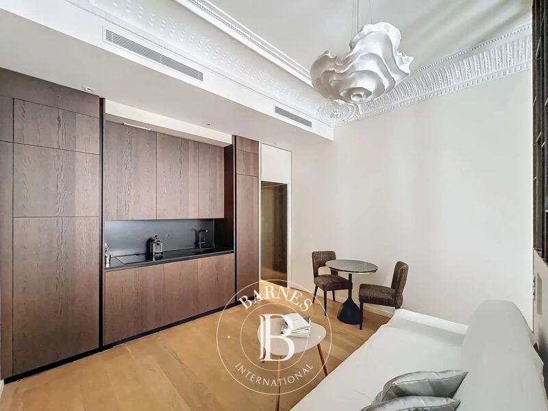 The BARNES Rental department is presenting this property: