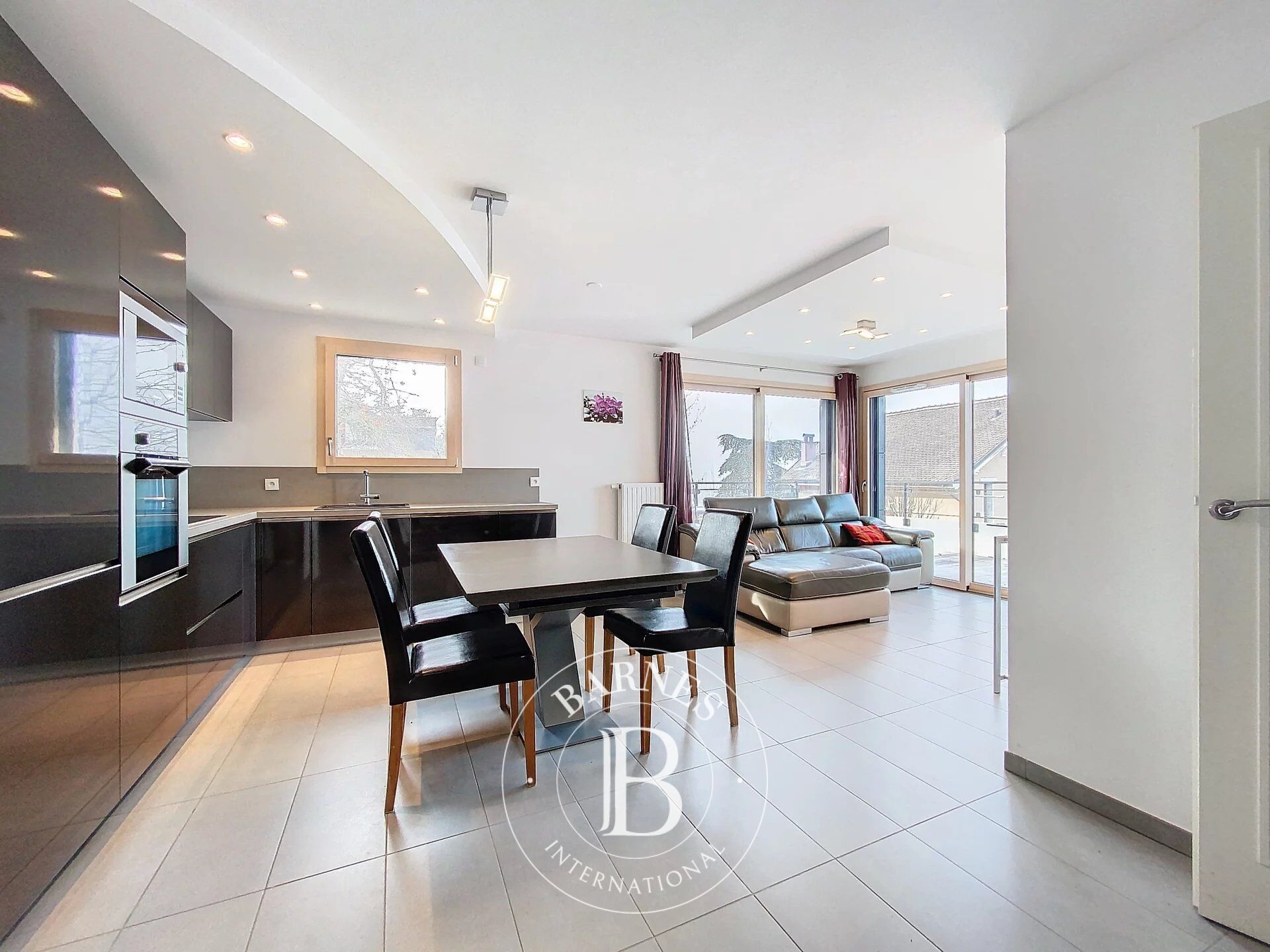 Daire Évian-les-Bains