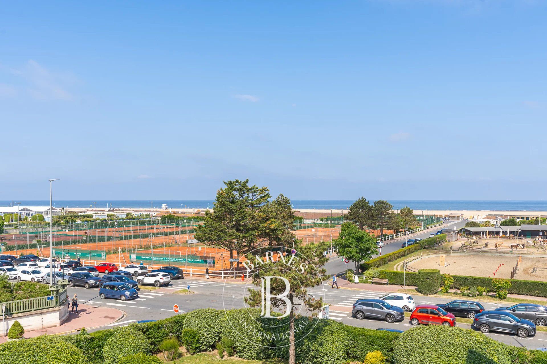 Deauville Triangle d'Or, appartement 2 chambres avec son balcon vue mer - picture 2