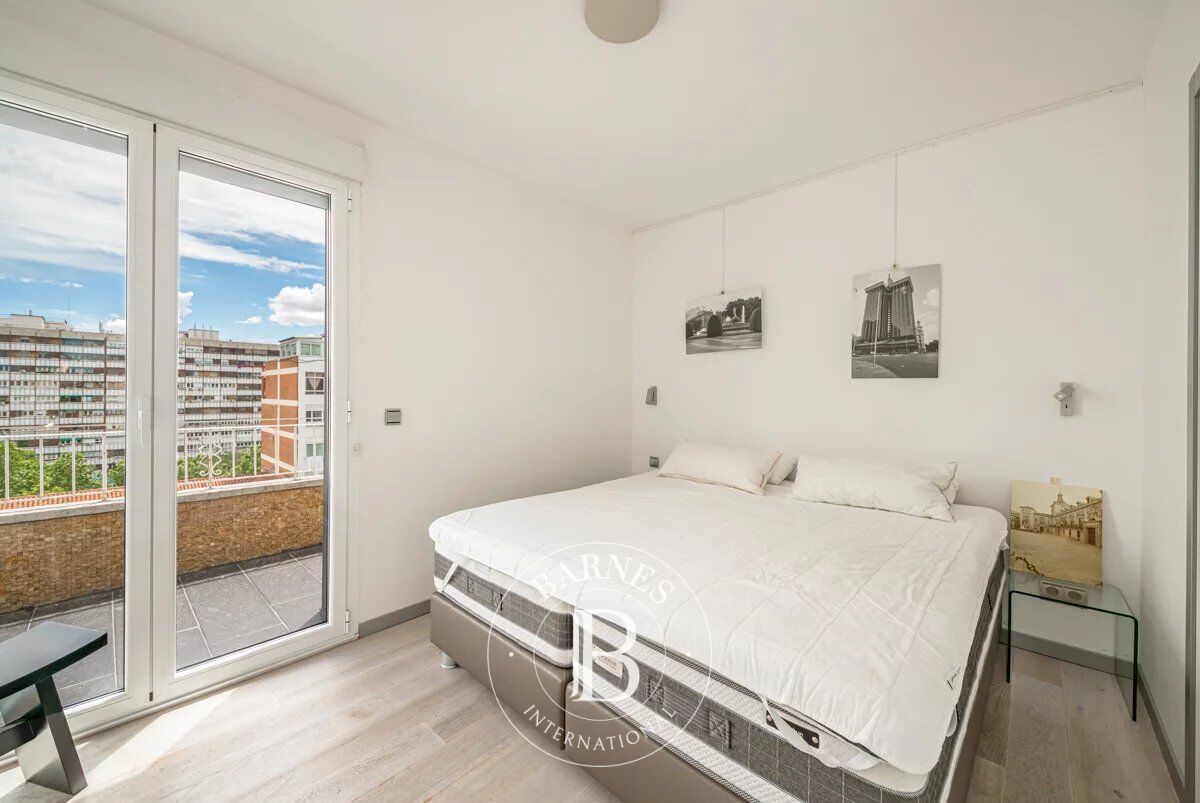 Penthouse Madrid - picture 22