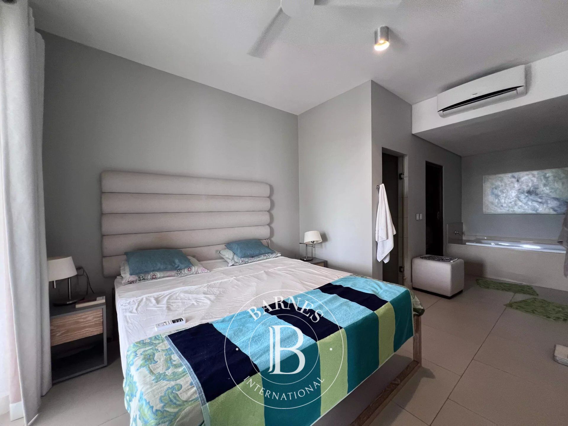 Penthouse Bain Bœuf - picture 12