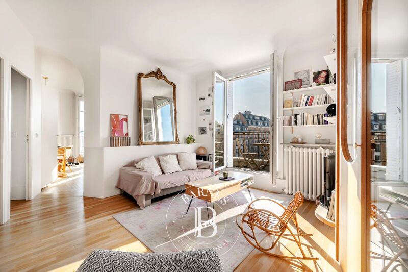 Exclusive listing - Paris 16 - Villa de la Réunion - 2 bedrooms - Balconies