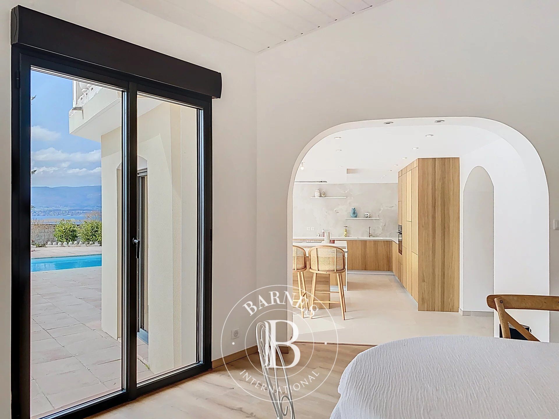 Messery - Villa with swimming pool - Lake view - 1 797 m² plot - 4 bedrooms - picture 2