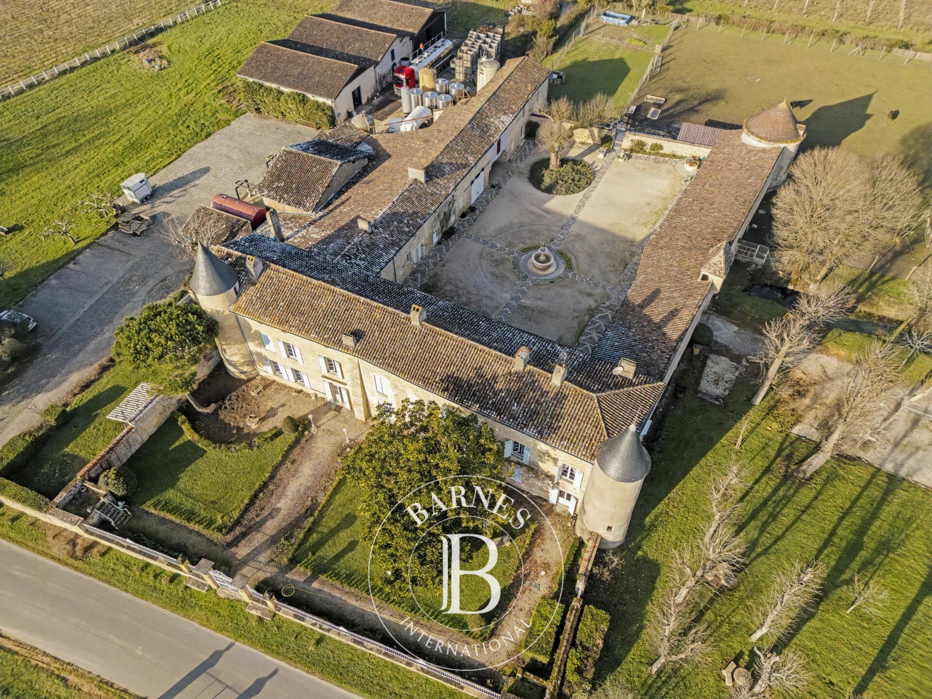 Finca Haux - picture 1